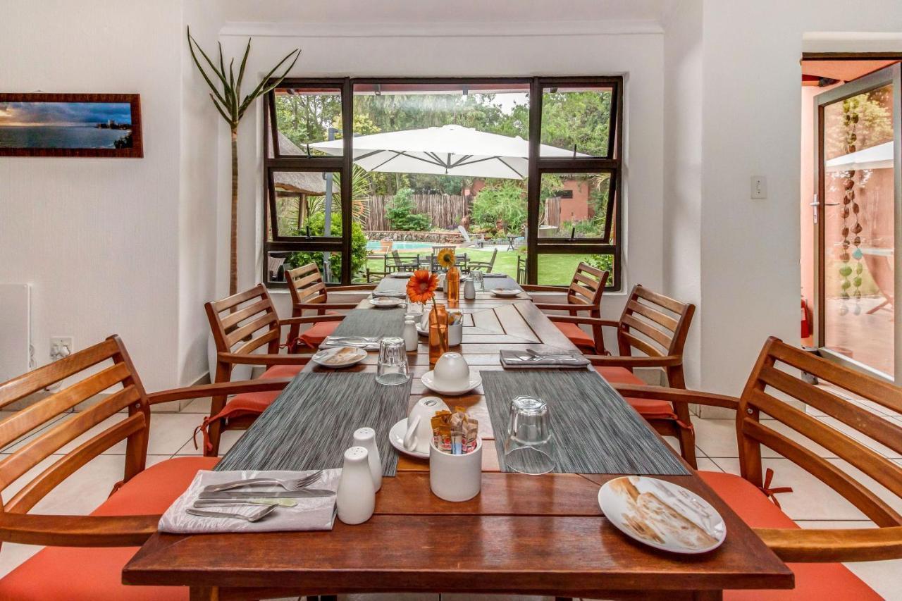 Sitatunga Guest Lodge ヨハネスブルグ エクステリア 写真